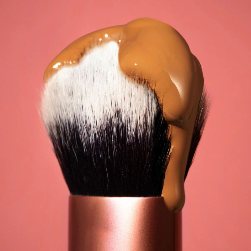 Real Techniques Expert Face Makeup Brush - Alora